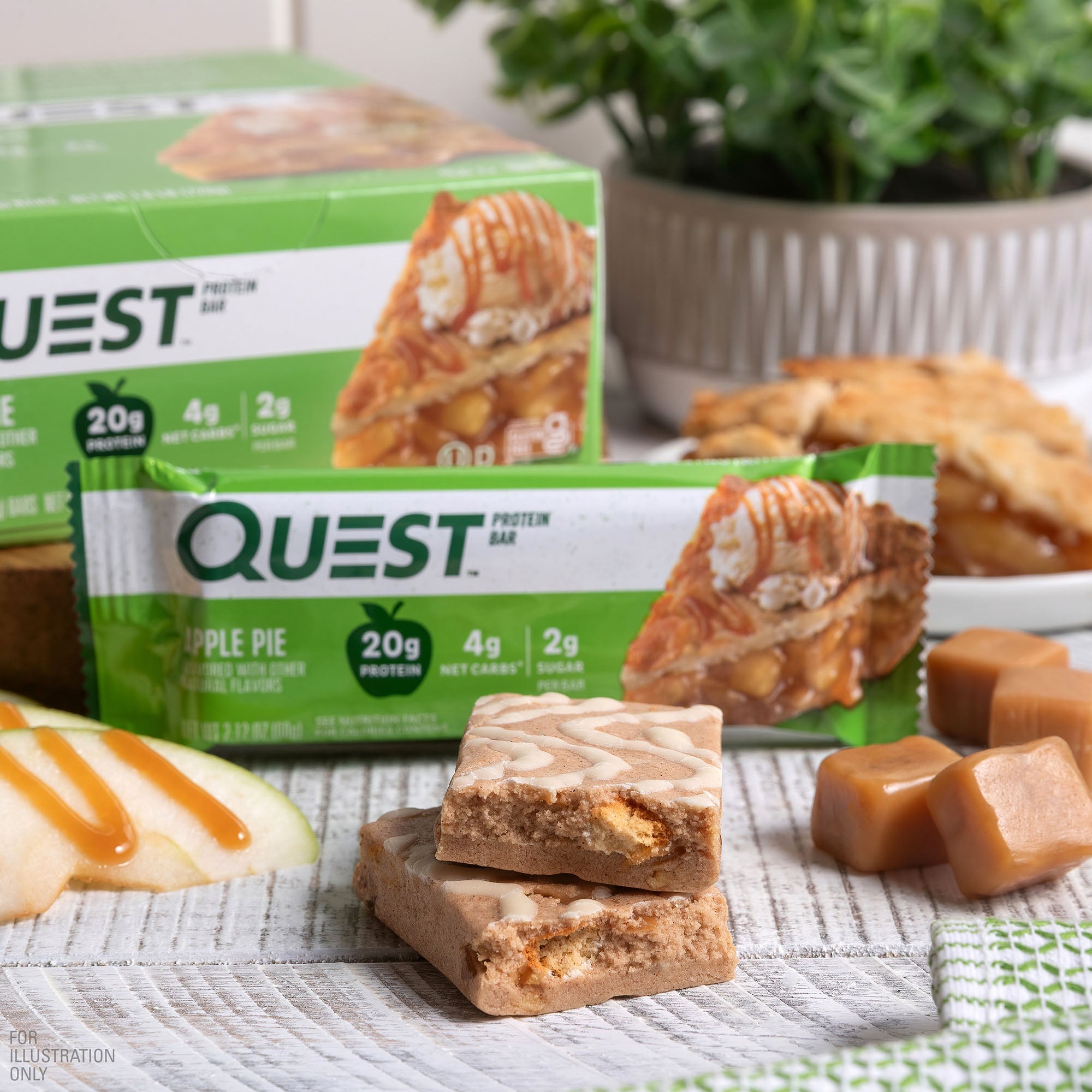 apple-pie-protein-bars-u7 qst-000647-apple-pie-protein-bars_4.jpg